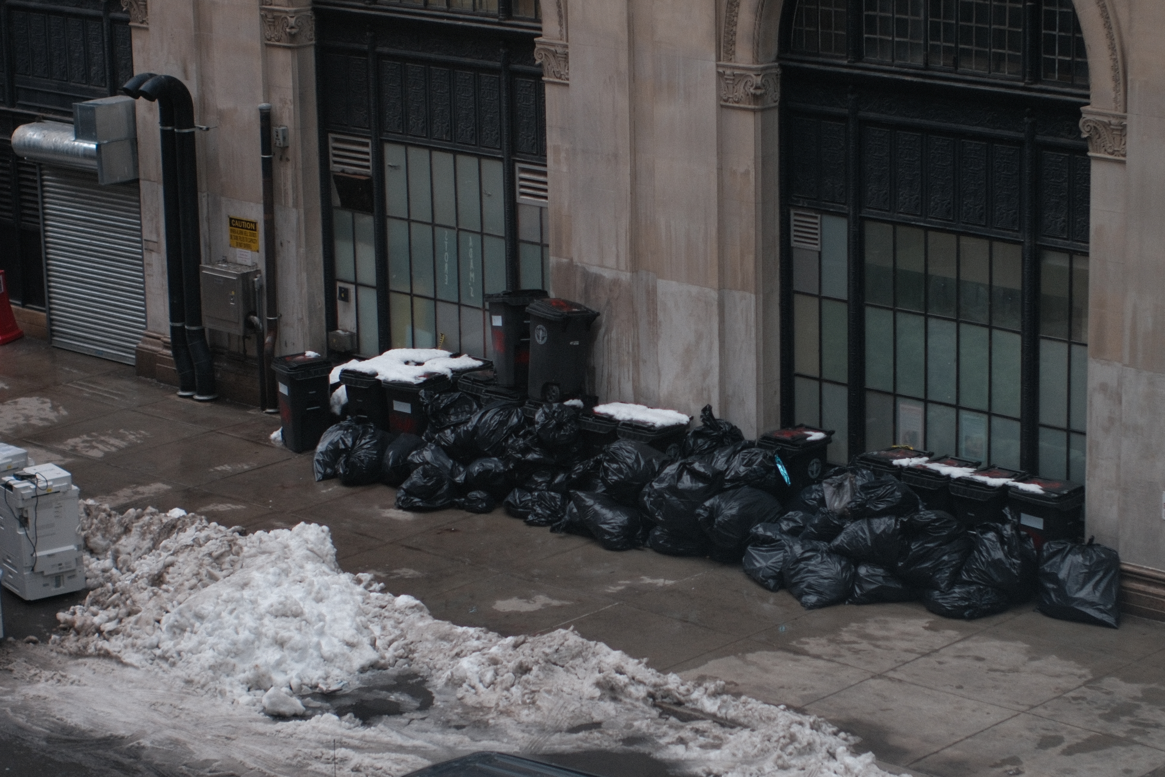 Kuleshov row 1 middle frame